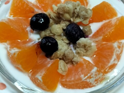 みかんとブルーベリー&フルグラの「デザートÿg」♪